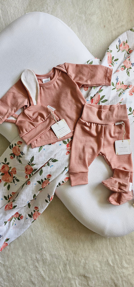 The Frankie Raine Luxe Coming Home Outfit